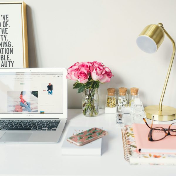 faceless blog
