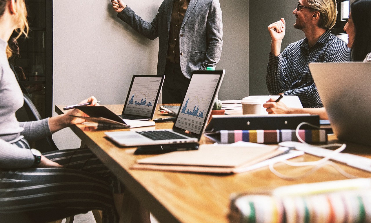 easy jobs that pay well without experience