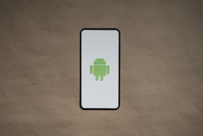 Can I learn AI on my phone?" This is one of the most trending tech questions in Nigeria today. From students in Lagos to entrepreneurs in Abuja, Nigerians...